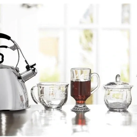 Sleek Silver Tea Kettle with Black Handle - Picture 5 of 6